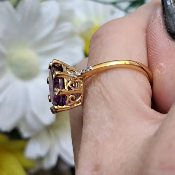 Natural Amethyst Accented By Natural White Zircon Ring. - Picture 8 of 8